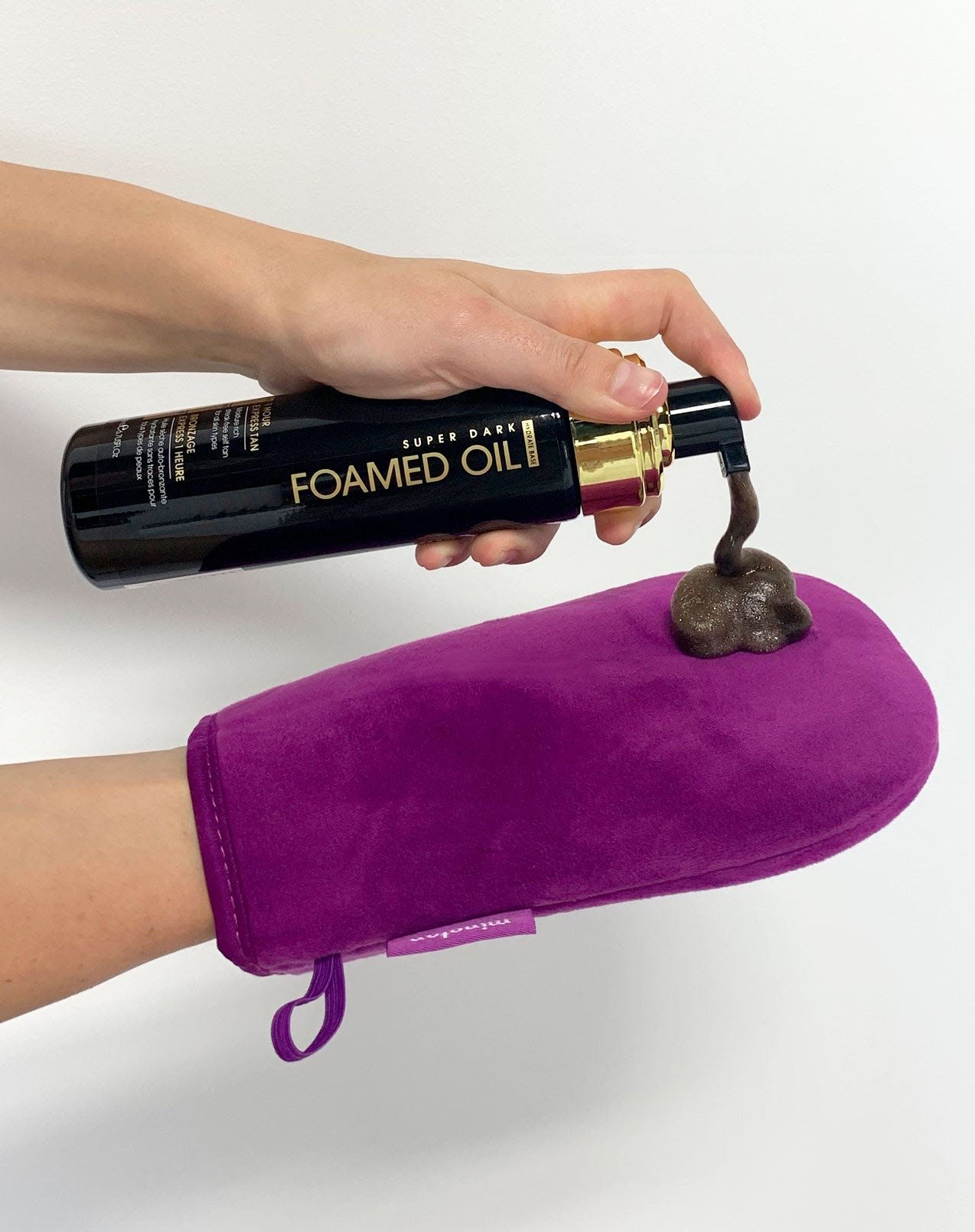 Isner Mile OEM/ODM Black Tanning Mousse Self Tanner Oils Private Label Glowing Dark Body Skin Foamed Oil Sun Indoor Customized